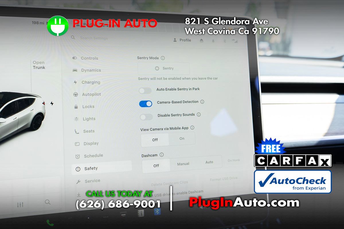 Used 2021 Tesla Model Y Performance AWD/4WD image 32