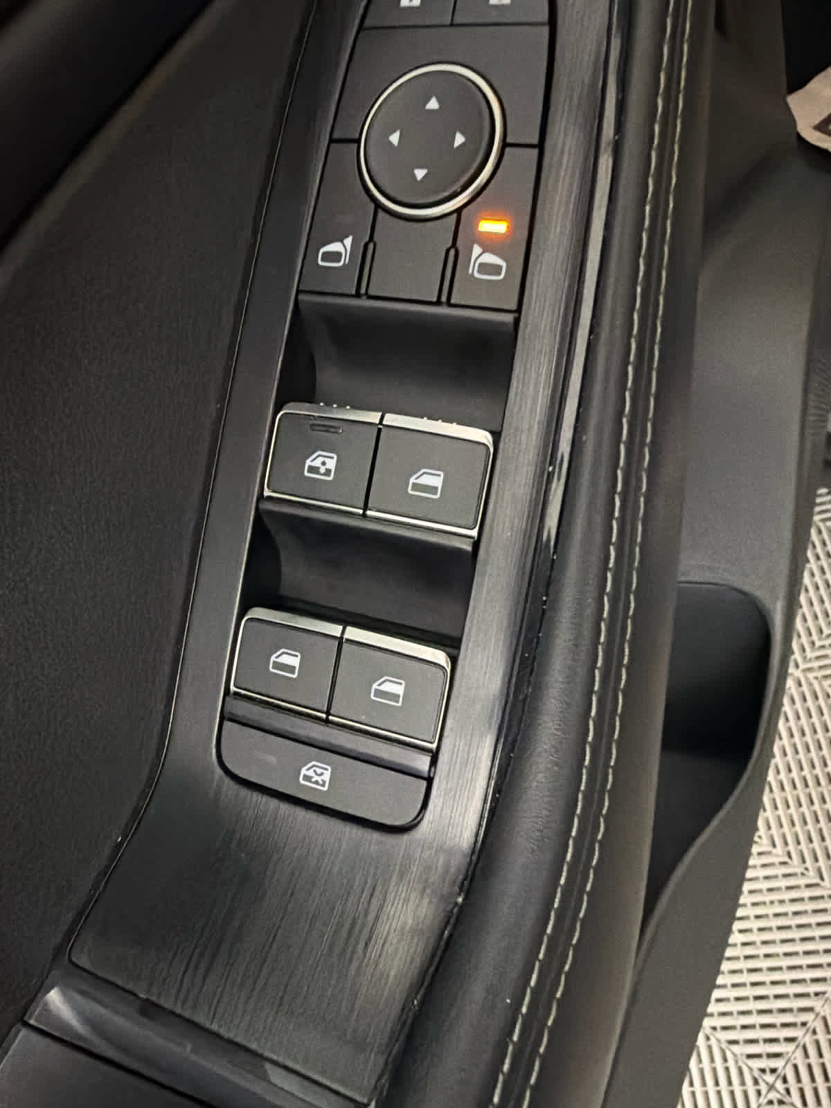 Certified 2023 Nissan Rogue SL w/ SL Premium Package FWD image 23