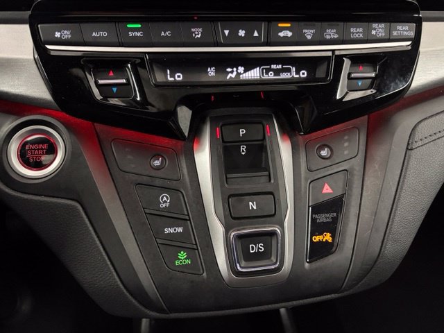 Used 2025 Honda Odyssey Sport-L image 23