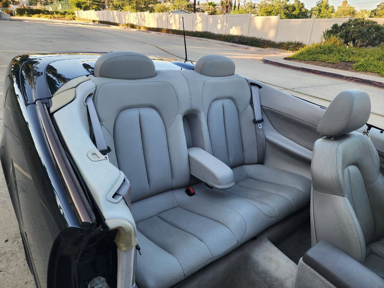 Used 2002 Mercedes-Benz CLK 320 Cabriolet image 20