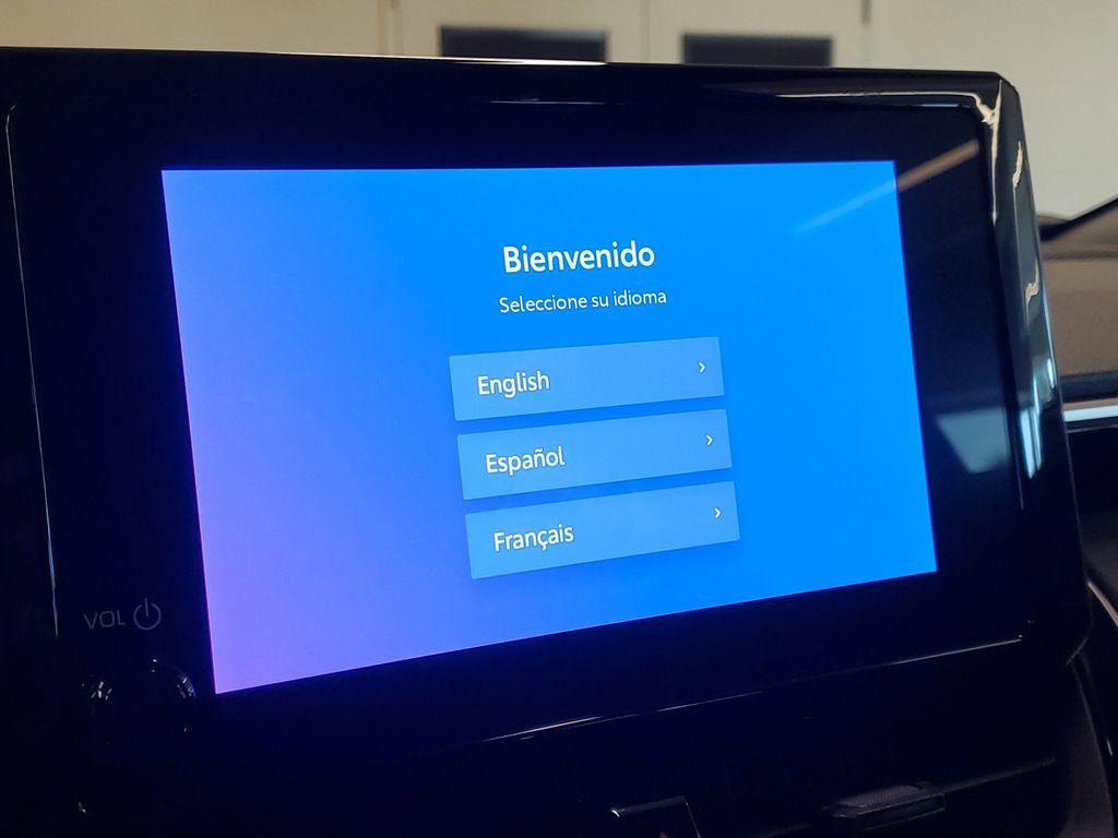 Used 2024 Toyota Corolla Cross SE image 25