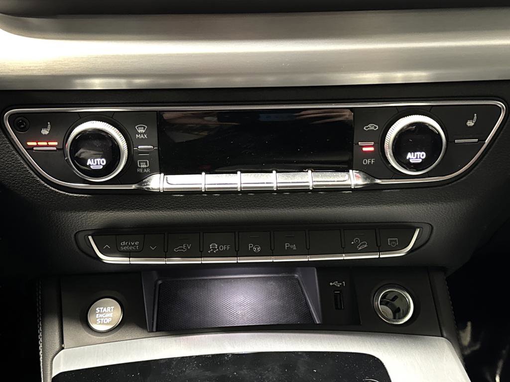 Used 2023 Audi Q5 e Prestige w/ Prestige Package image 20