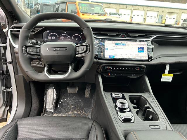 New 2026 Jeep Cherokee Overland image 11