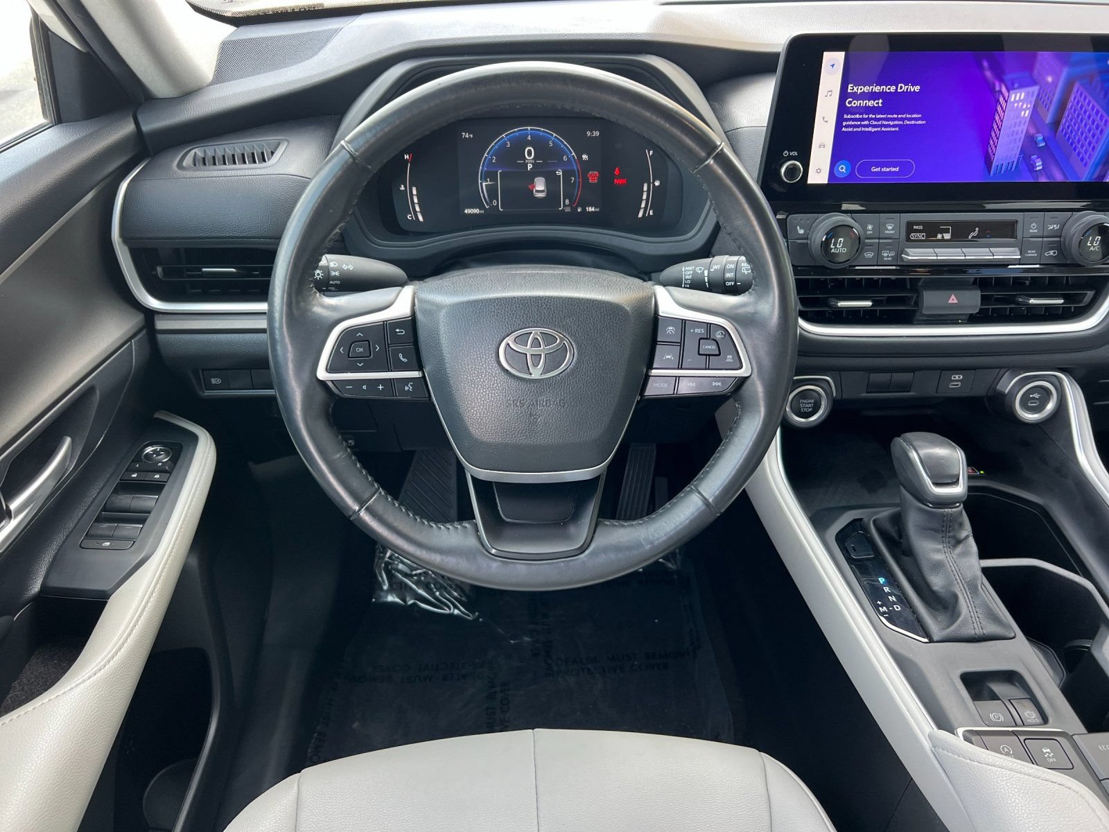 Used 2024 Toyota Grand Highlander AWD image 13