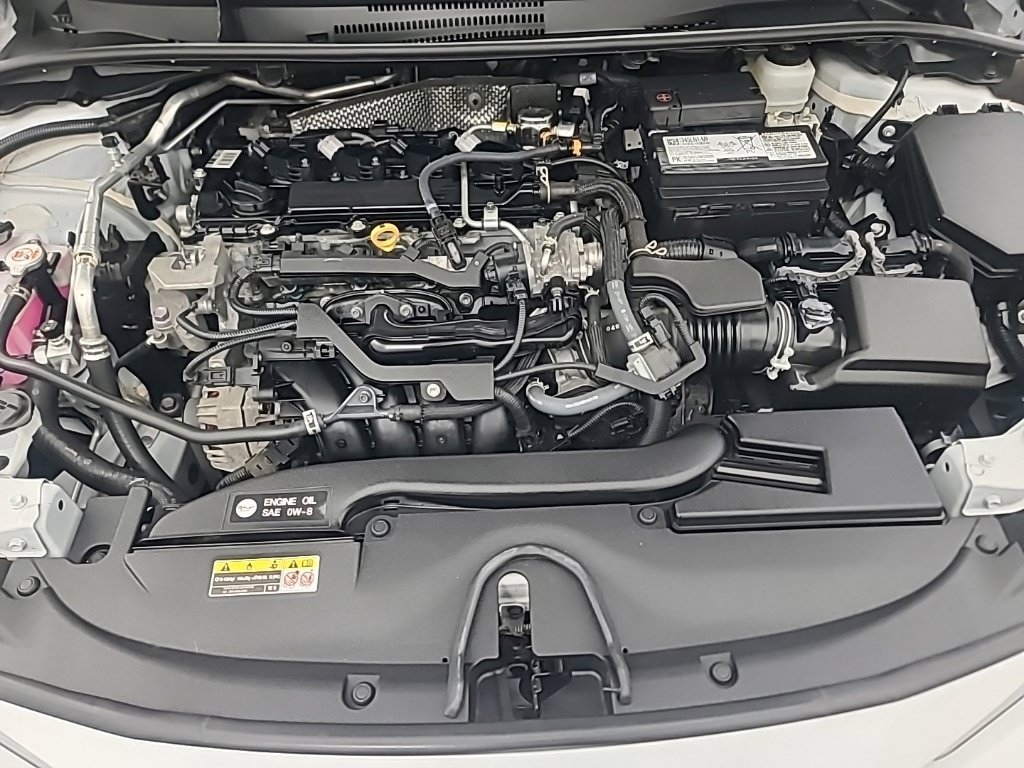 Used 2025 Toyota Corolla LE FWD image 38