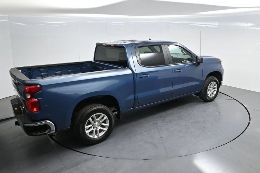 Used 2024 Chevrolet Silverado 1500 LT AWD/4WD image 54