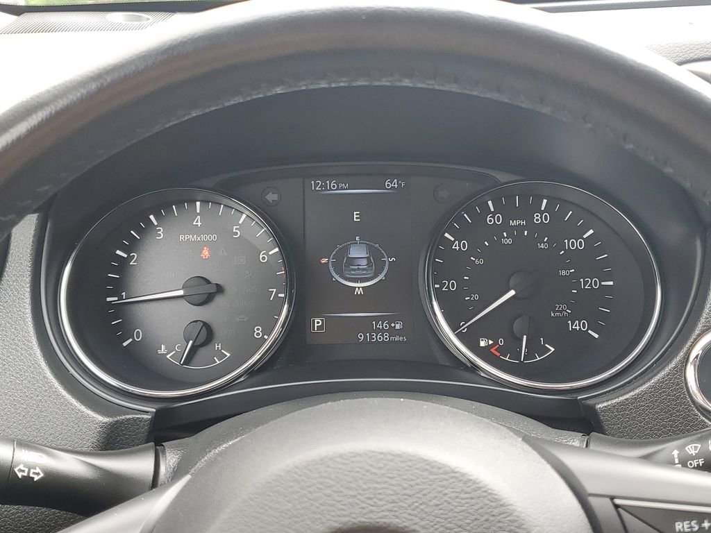 Used 2017 Nissan Rogue SL AWD/4WD image 16