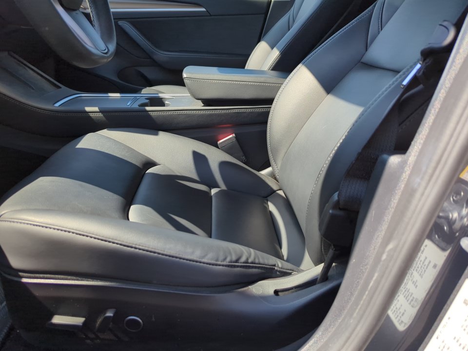 Used 2022 Tesla Model 3 RWD image 11