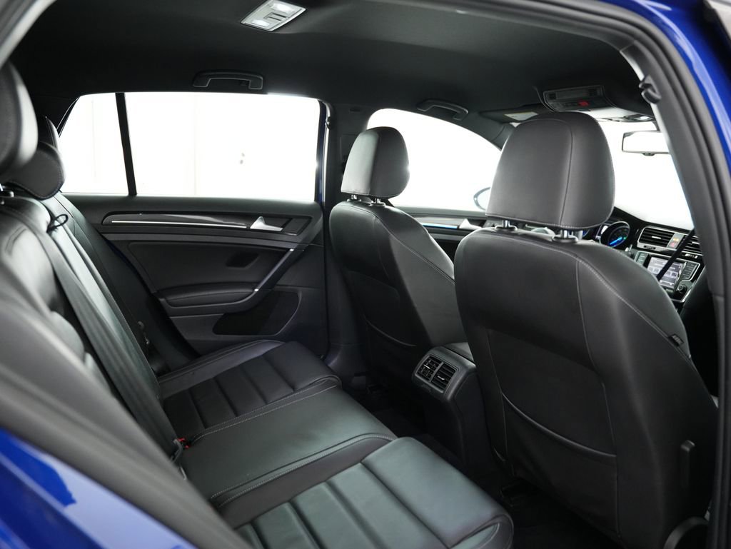 Used 2015 Volkswagen Golf R 4-Door AWD/4WD image 35