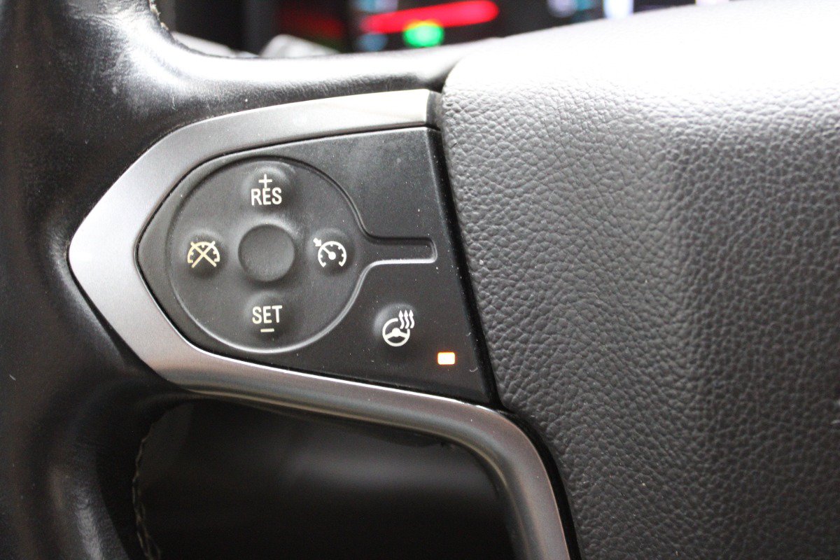 Used 2014 Chevrolet Silverado 1500 LTZ w/ Texas Edition, 1LZ Trim AWD/4WD image 19