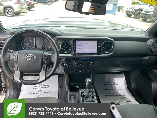 Used 2021 Toyota Tacoma TRD Sport w/ Blackout Package (TMS) AWD/4WD image 35