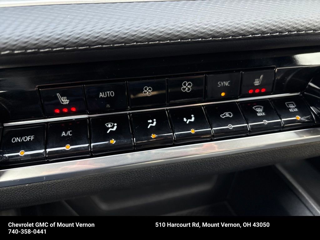 New 2026 Chevrolet Equinox LT w/ Convenience Package II image 30