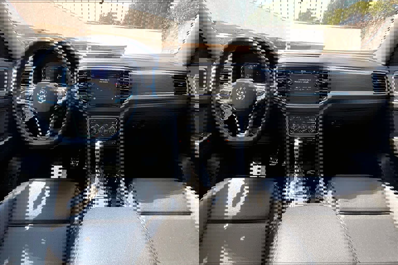 Used 2022 Volkswagen Atlas SE image 15