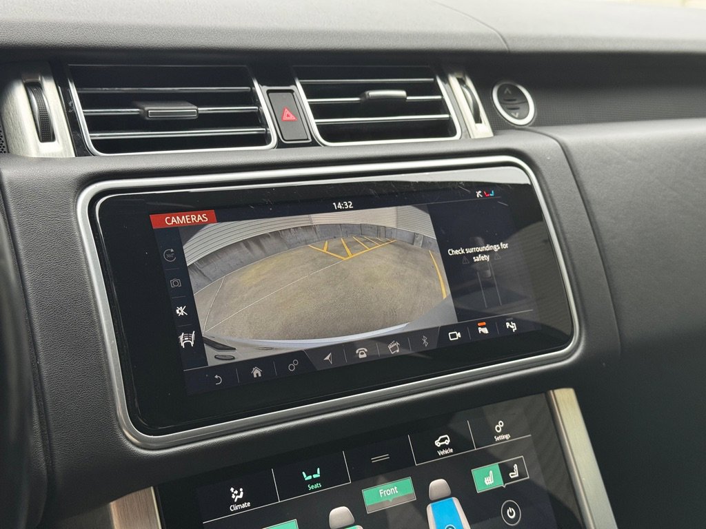 Used 2019 Land Rover Range Rover HSE image 15