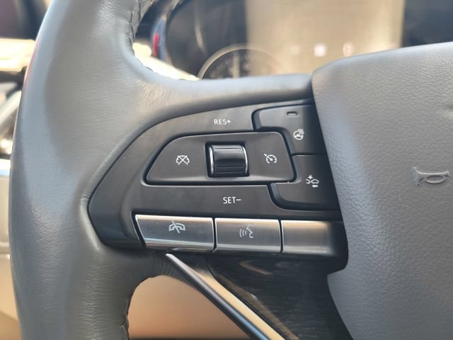 Used 2023 Cadillac XT6 Premium Luxury w/ Technology Package AWD/4WD image 27