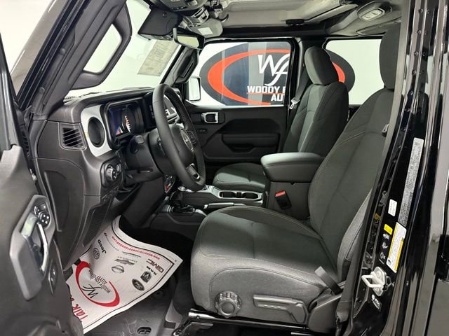 New 2025 Jeep Gladiator Willys image 7