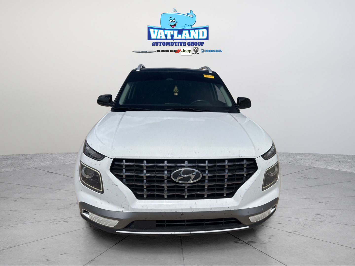 Used 2023 Hyundai Venue Limited FWD image 19