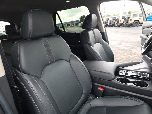 Used 2024 Honda Pilot EX-L image 40