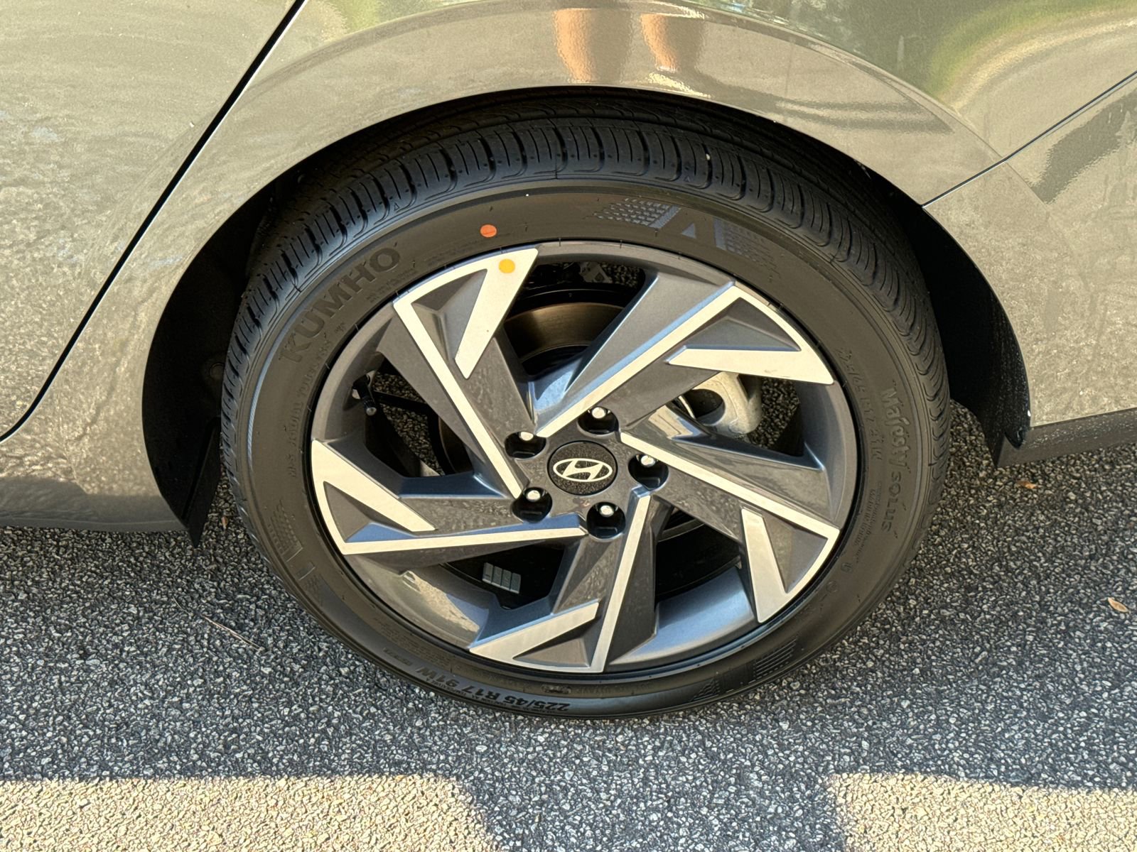 New 2025 Hyundai Elantra Sport image 19