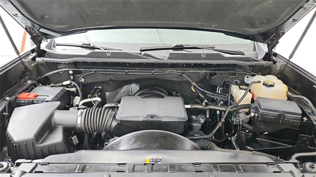 Used 2024 Chevrolet Silverado 2500 LT w/ Convenience Package image 17