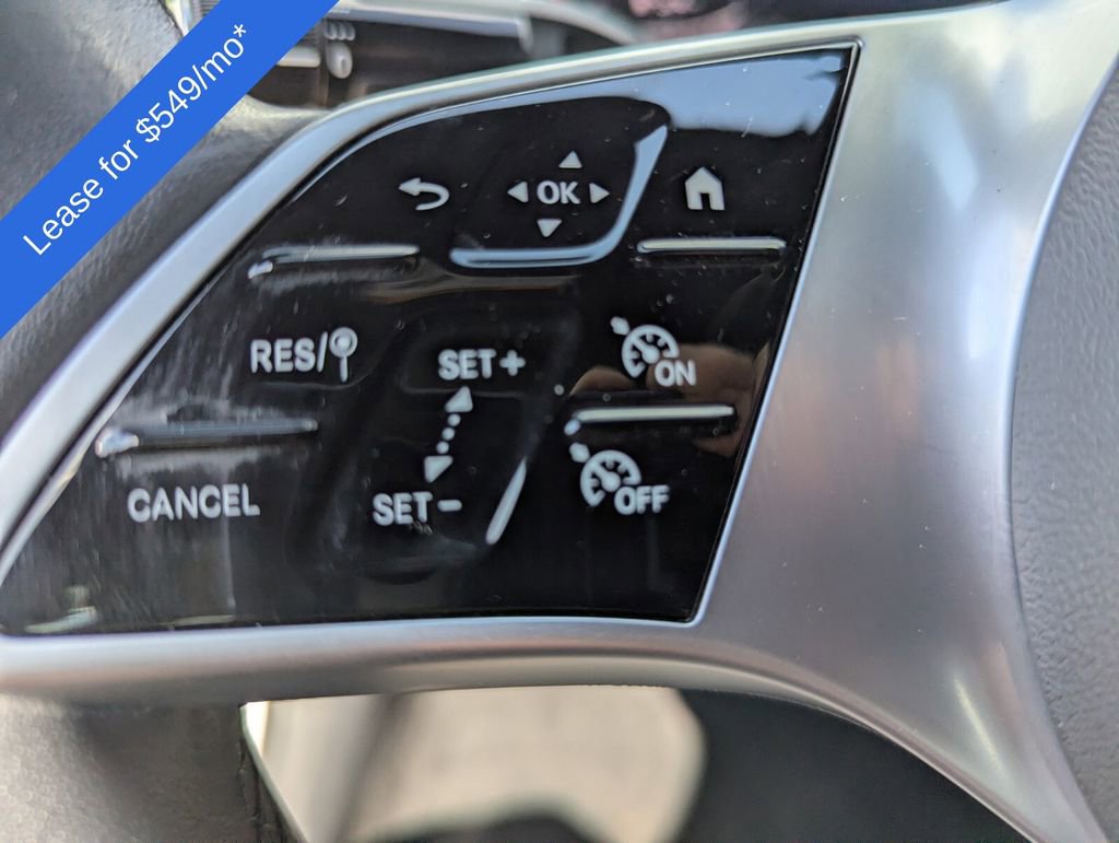 Used 2025 Mercedes-Benz C 300 4MATIC Sedan image 37