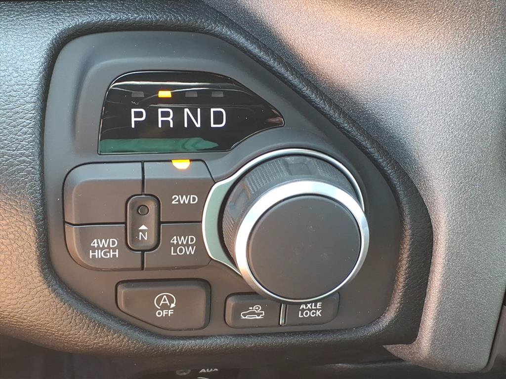 New 2026 RAM 1500 Warlock AWD/4WD image 33