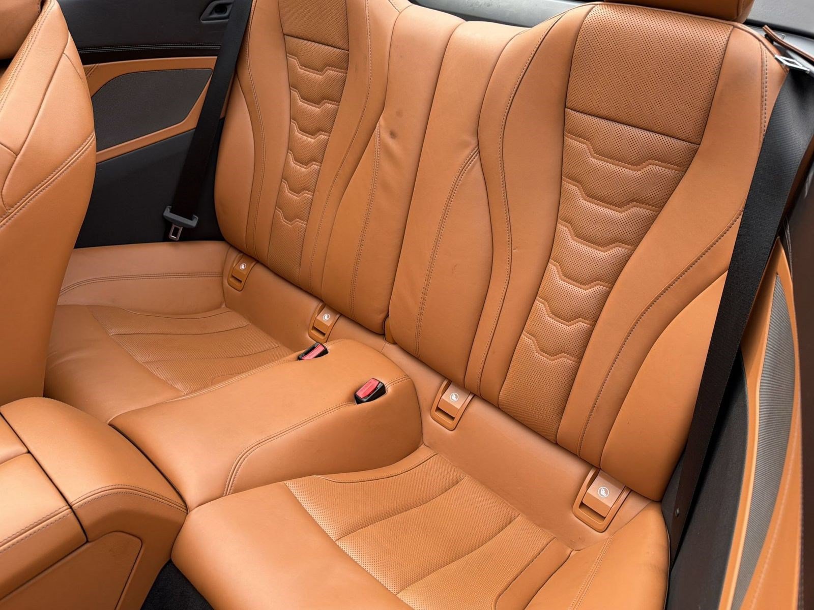 Used 2022 BMW 840i Convertible w/ Comfort Seating Package RWD image 23