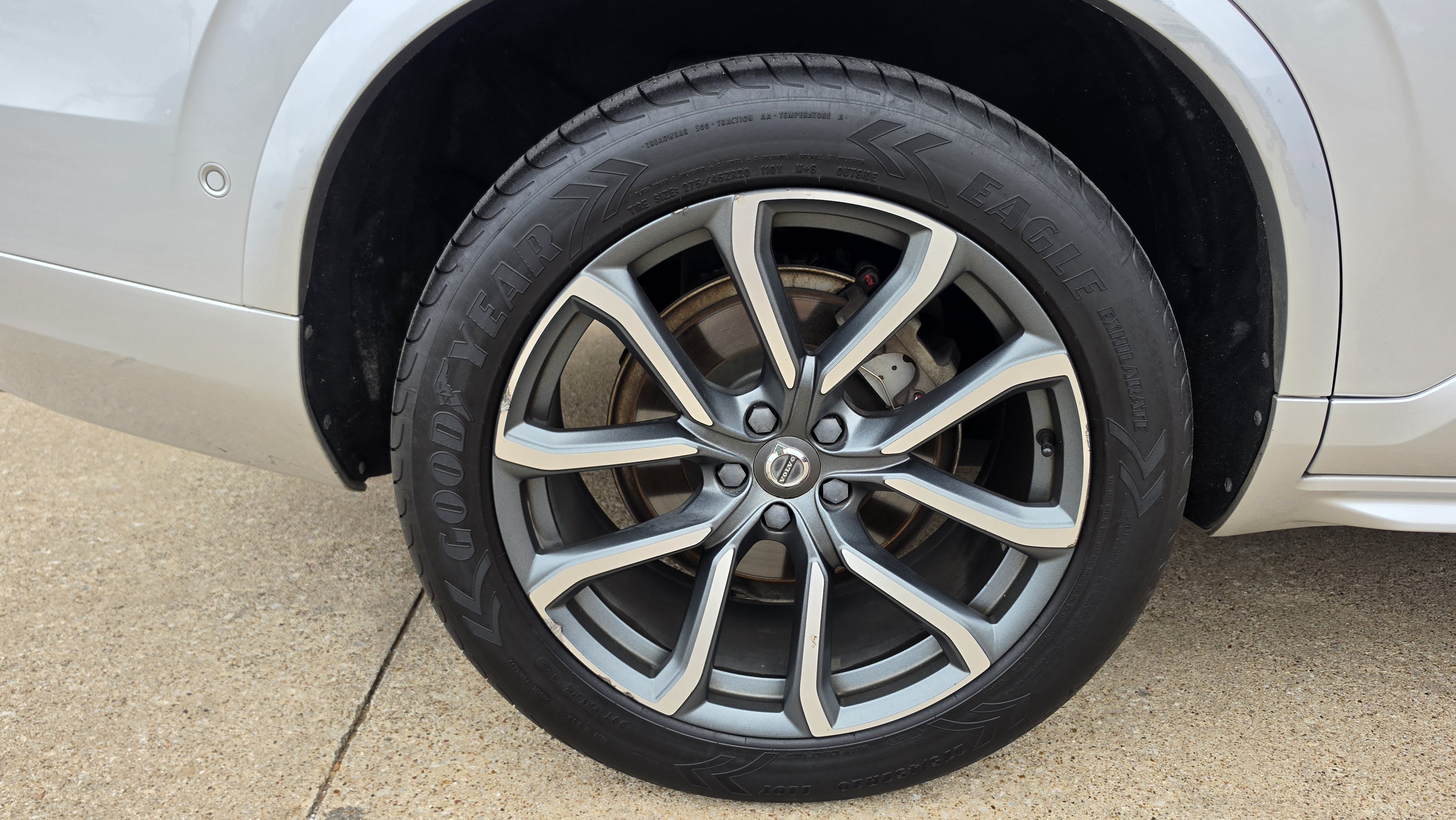 Used 2018 Volvo XC90 T6 Momentum w/ Convenience Package AWD/4WD image 15