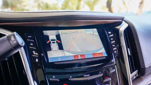 Used 2019 Cadillac Escalade ESV Premium Luxury image 51