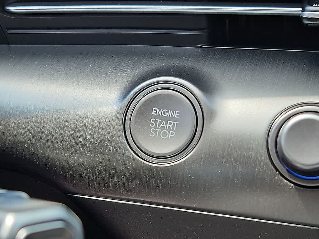 New 2026 Hyundai Kona SEL Premium FWD image 16