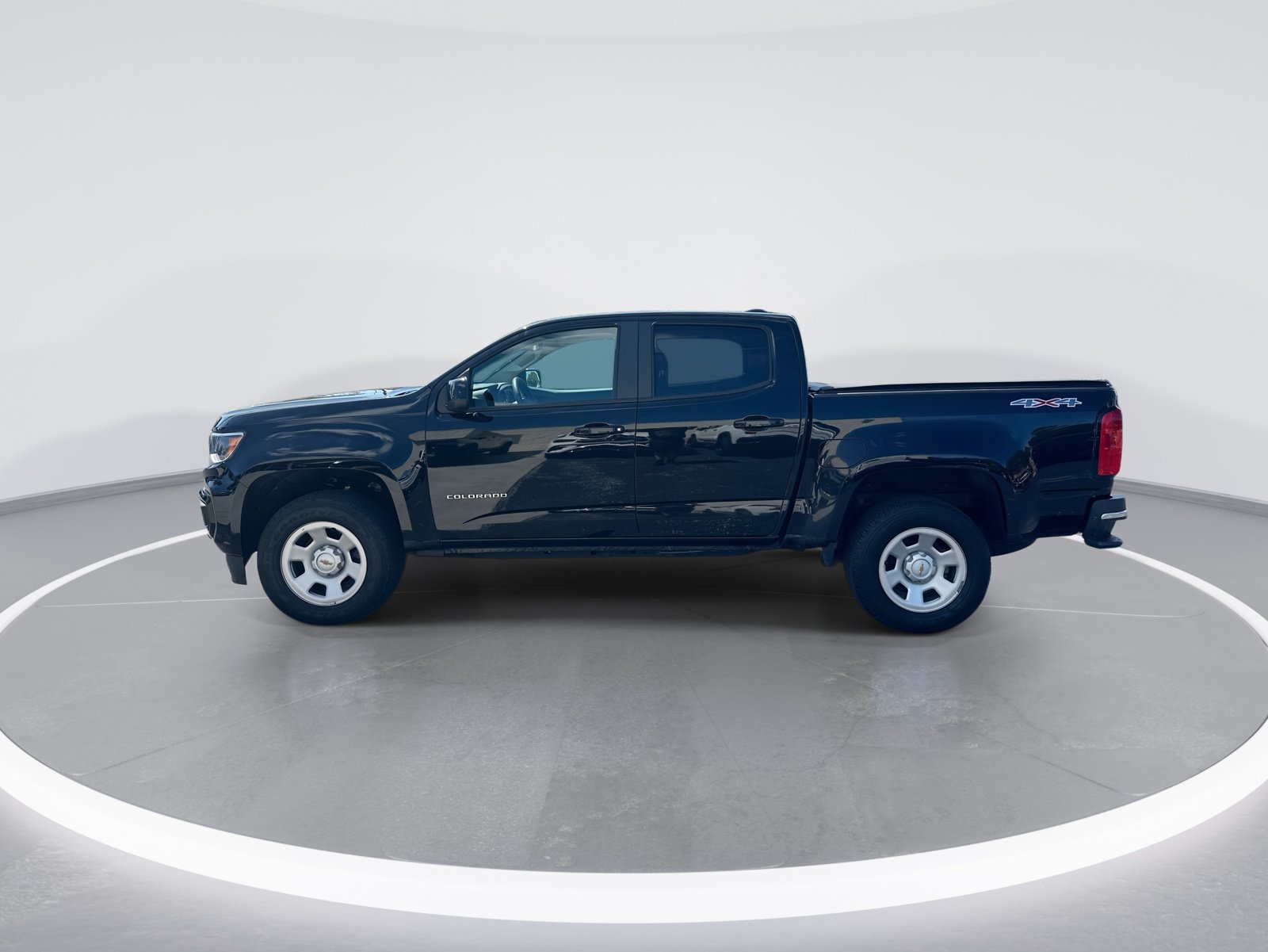 Used 2022 Chevrolet Colorado W/T AWD/4WD image 6
