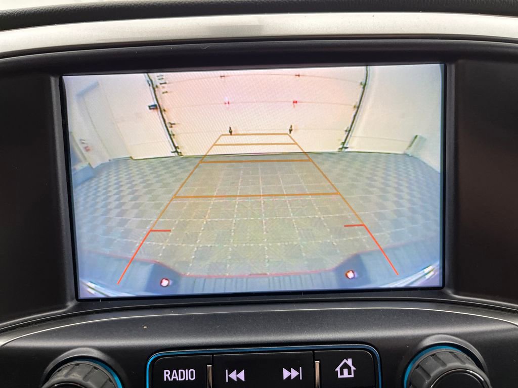 Used 2018 Chevrolet Silverado 1500 LT w/ All Star Edition image 34