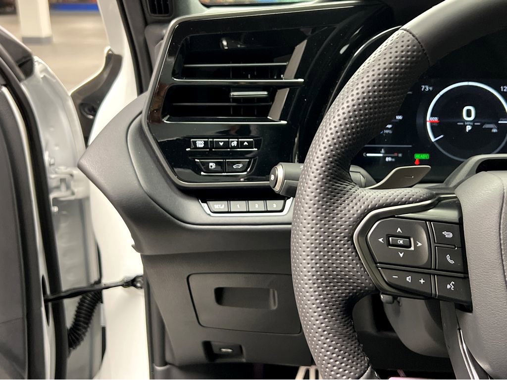 New 2026 Lexus TX 500h AWD image 41