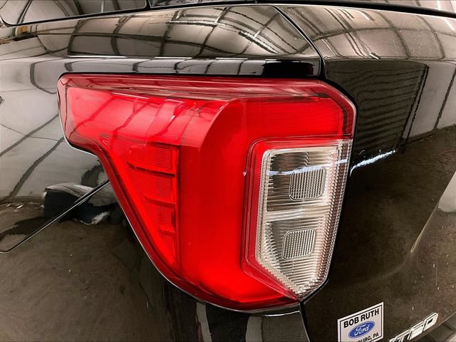 Used 2024 Ford Explorer Limited w/ Equipment Group 301A AWD/4WD image 29