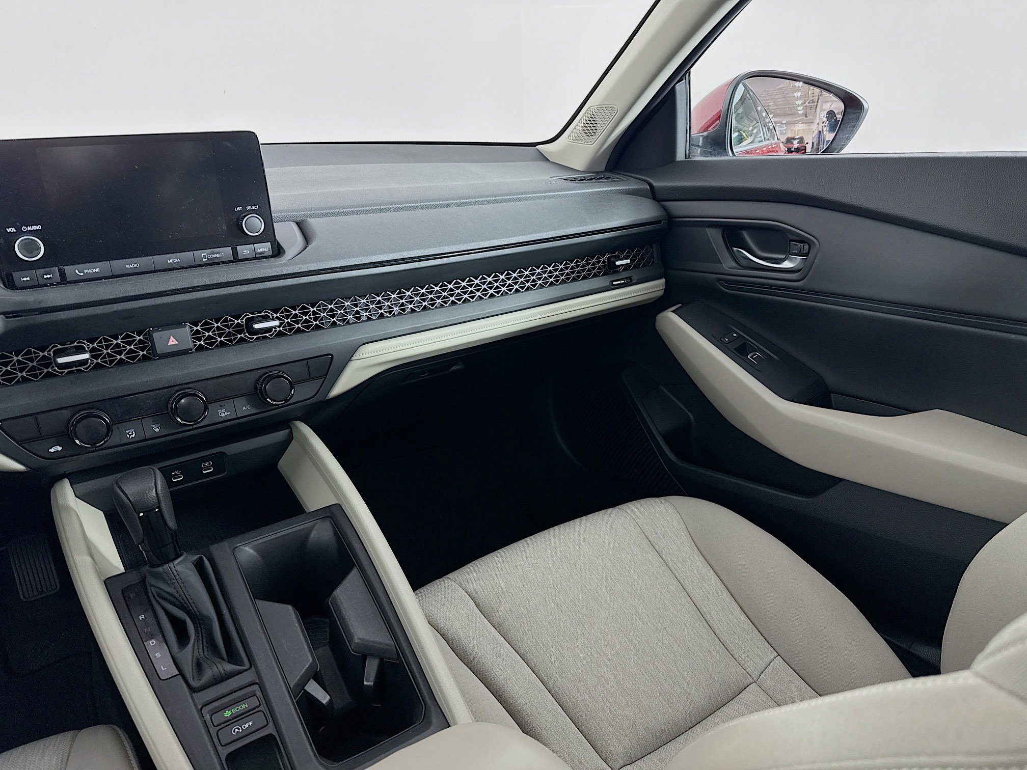 Certified 2023 Honda Accord EX image 23