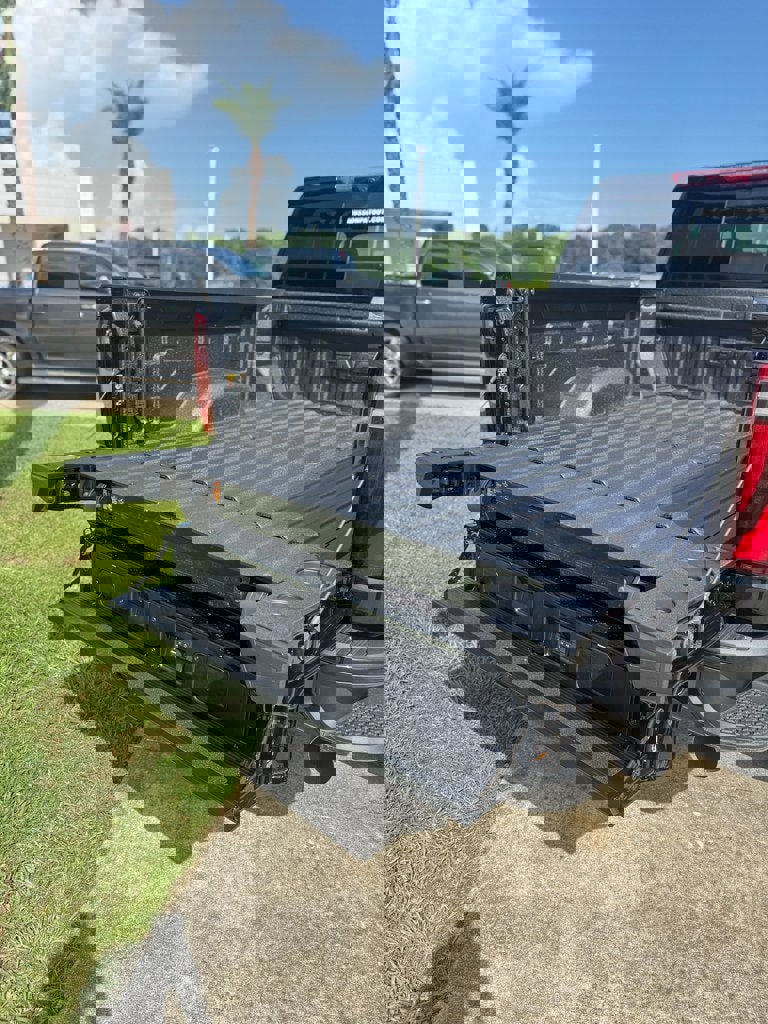 New 2025 GMC Sierra 2500 Denali Ultimate image 9