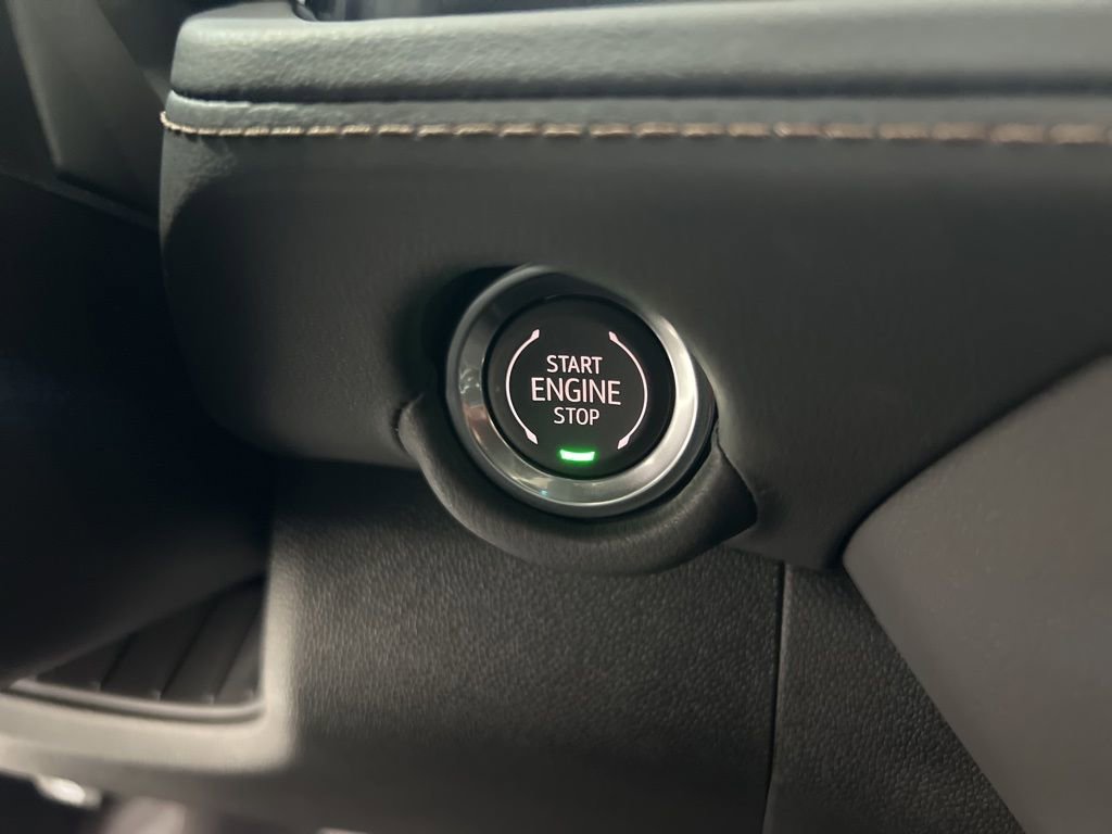 New 2026 Chevrolet Suburban High Country image 16