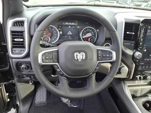 New 2026 RAM 1500 4x4 Crew Cab image 5