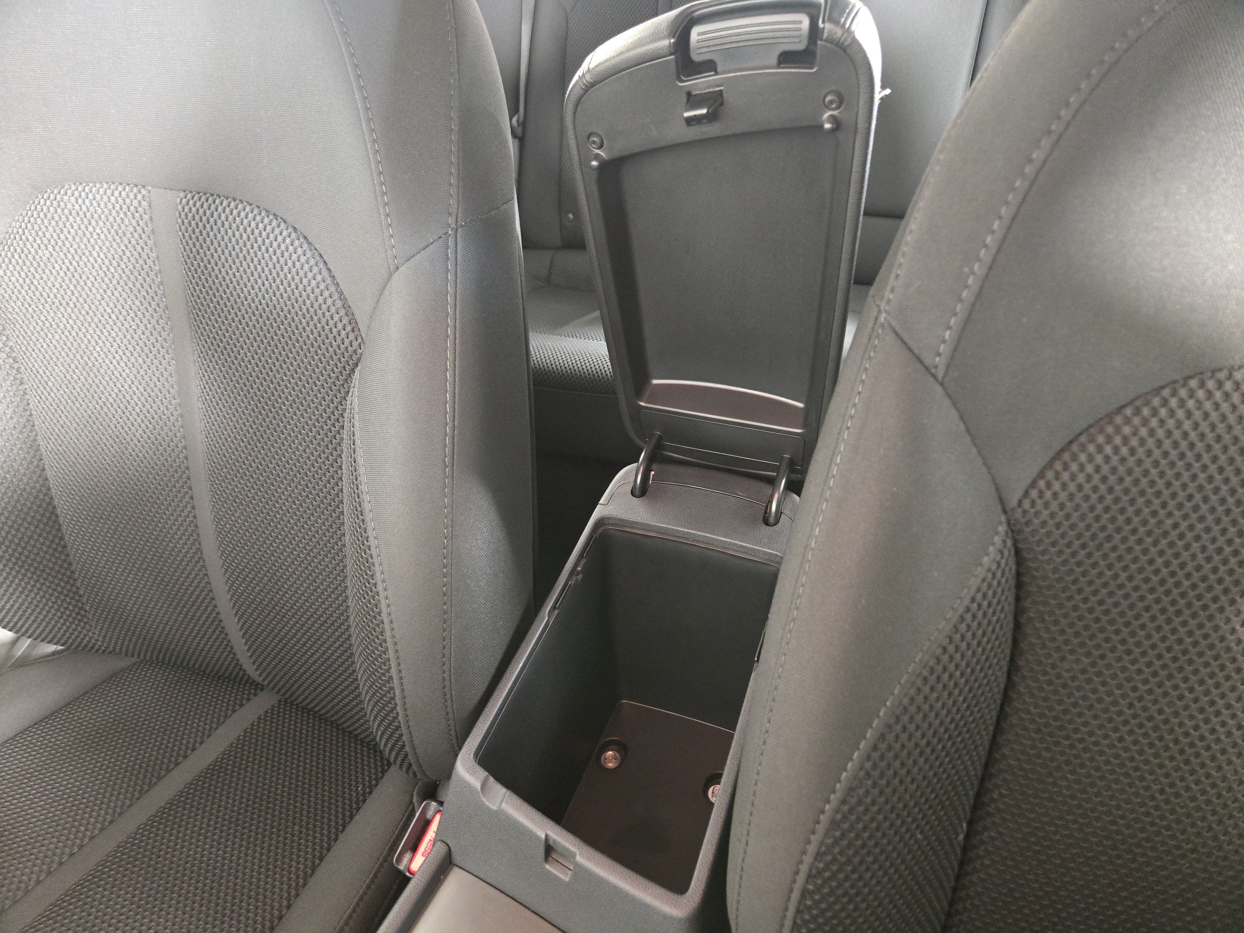 Used 2019 Kia Optima LX image 25