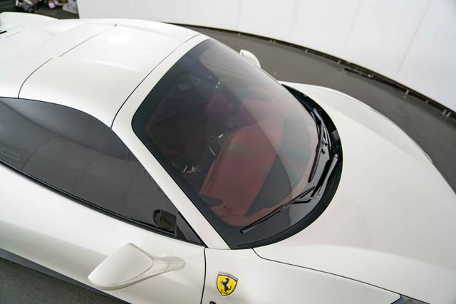 Used 2014 Ferrari 458 Spider RWD image 28