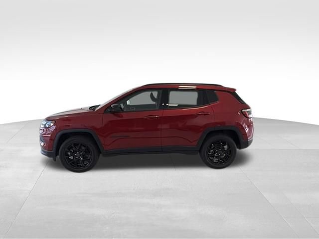 New 2026 Jeep Compass Latitude AWD/4WD image 2