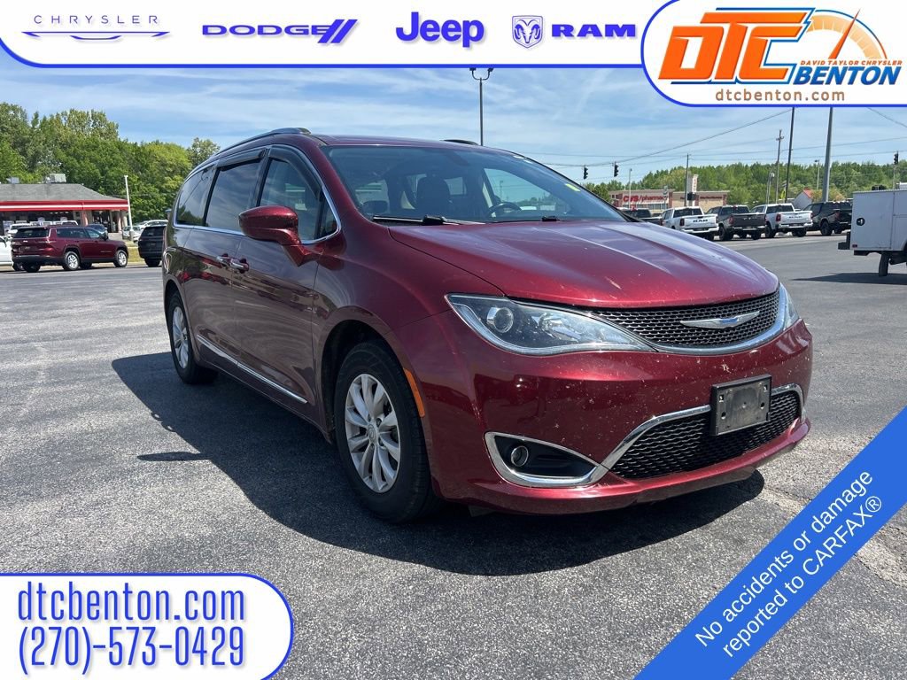 Used 2019 Chrysler Pacifica Touring-L image 1