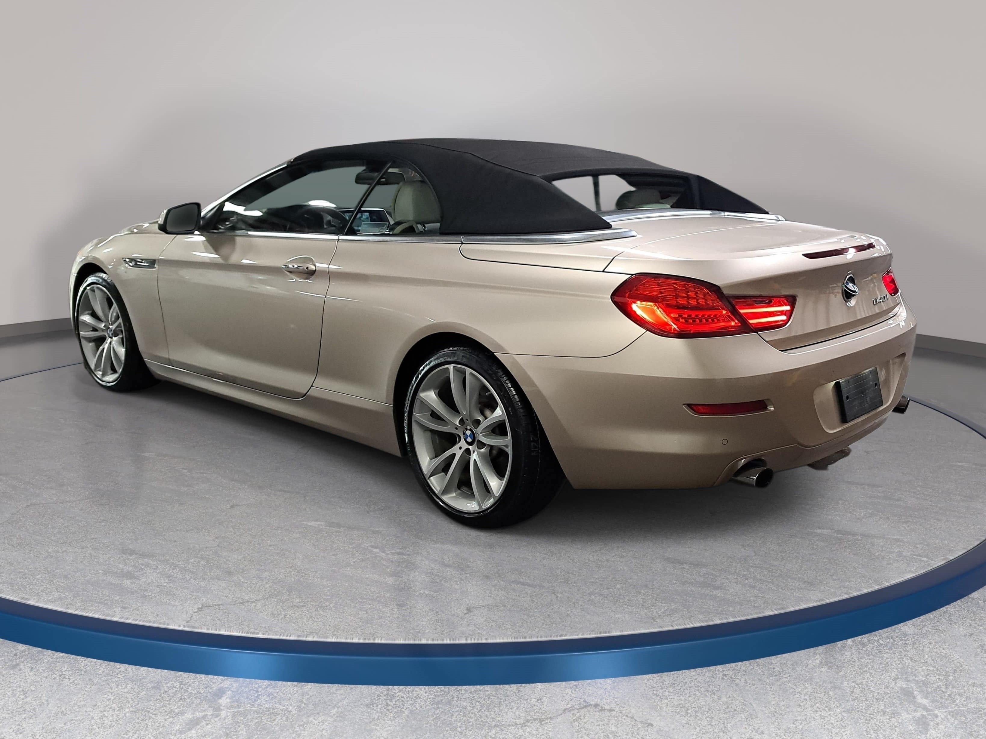 Used 2013 BMW 640i Convertible RWD image 7
