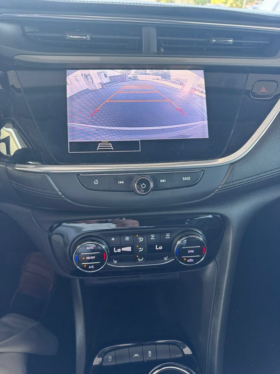 Certified 2020 Buick Encore GX Select FWD image 17