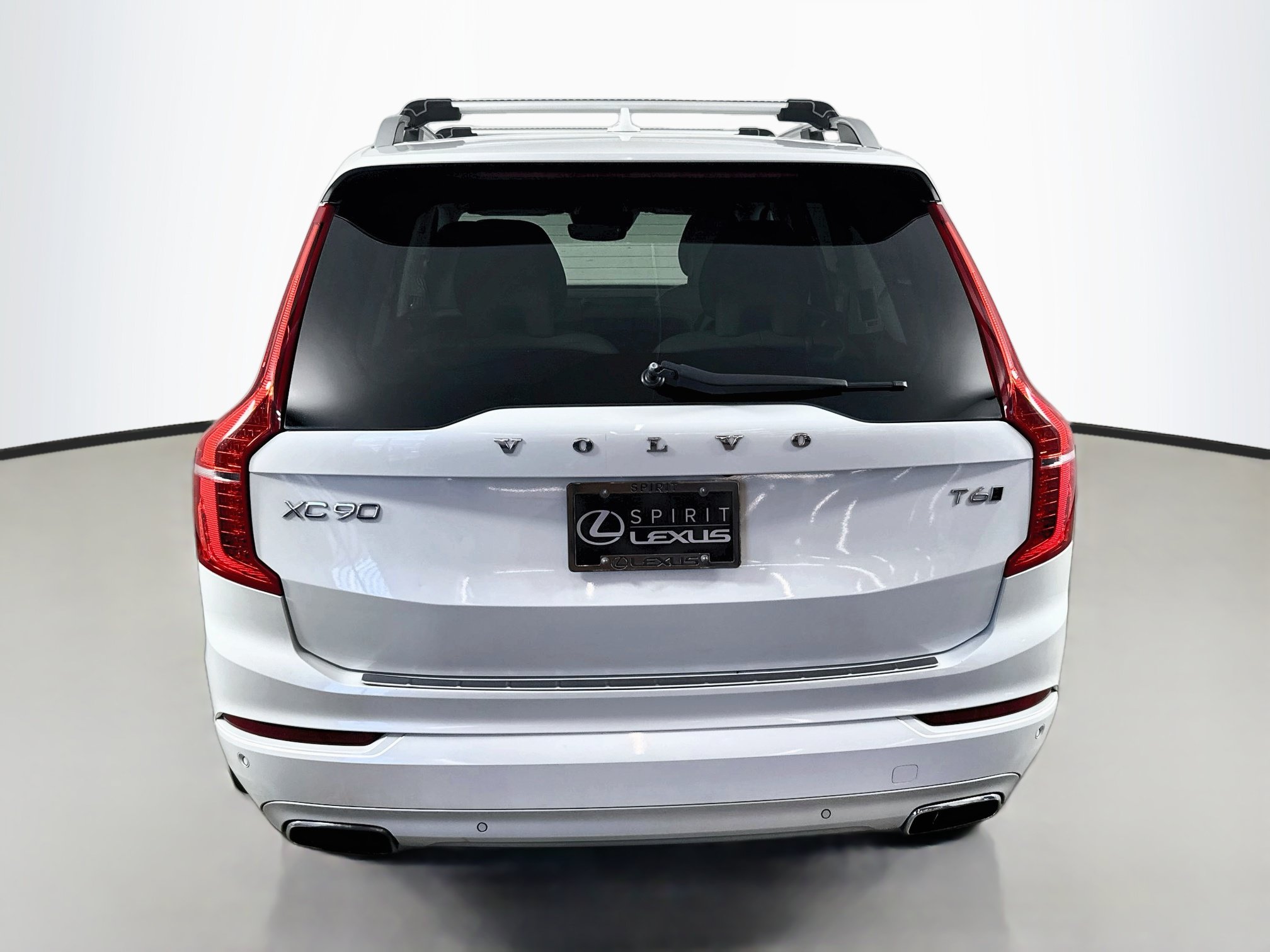 Used 2018 Volvo XC90 T6 Momentum w/ Convenience Package AWD/4WD image 6