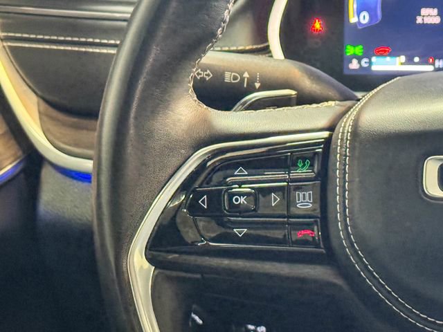 Used 2022 Jeep Grand Cherokee Overland w/ Luxury Tech Group IV image 37