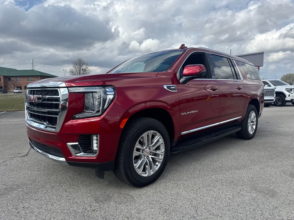 Used 2024 GMC Yukon XL SLT w/ SLT Luxury Package video 2