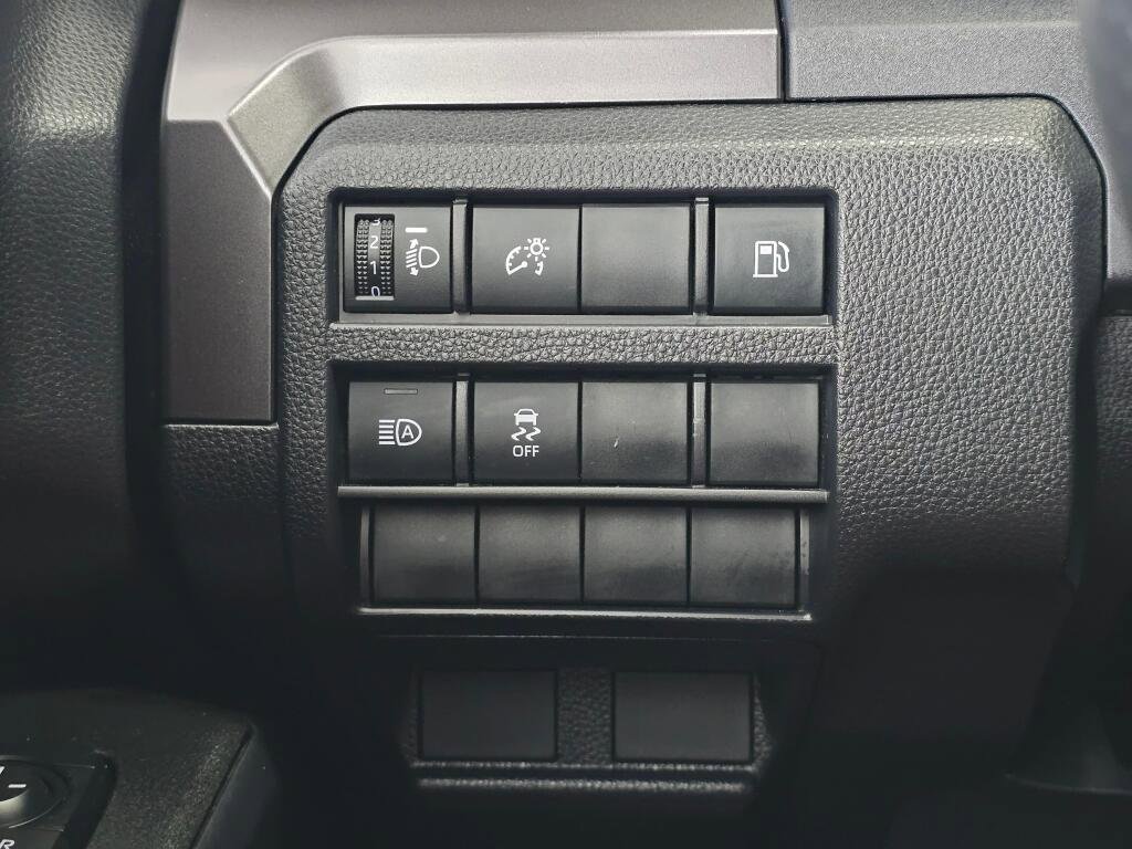 Used 2025 Toyota 4Runner SR5 image 25