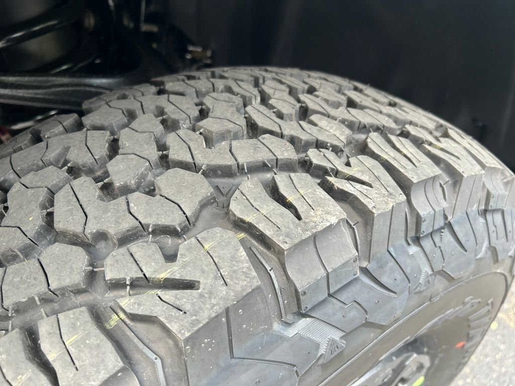 New 2025 Ford Bronco Raptor w/ Interior Carbon Fiber Pack image 27