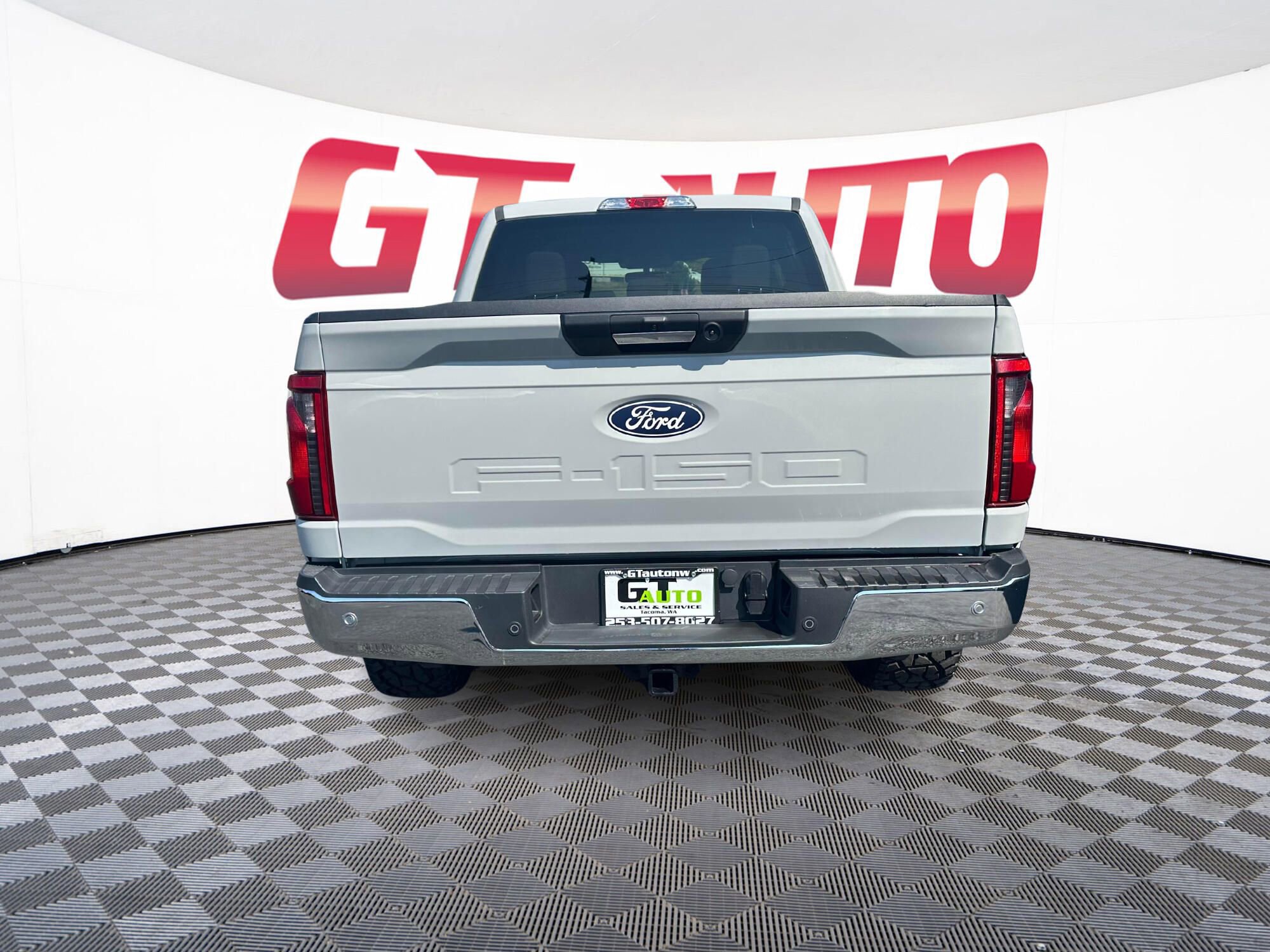 Used 2024 Ford F150 XLT w/ Tow/Haul Package image 6